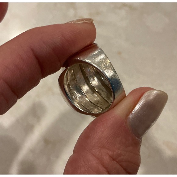 14K Gold Accent Stainless Steel Band Ring Size 6.5 Statement Jewelry - Picture 8 of 9